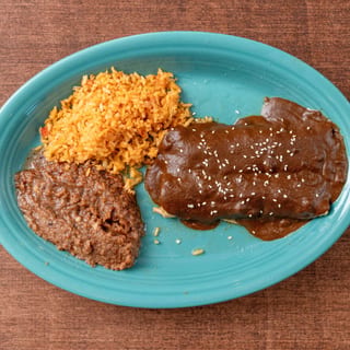 (1) Mole Enchilada